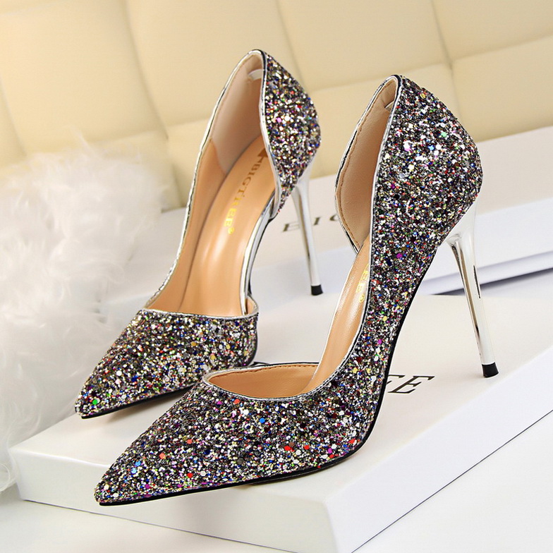 868-8 European and American wind sexy nightclub show thin shoes high heel with shallow pointed mouth side hollow out seq