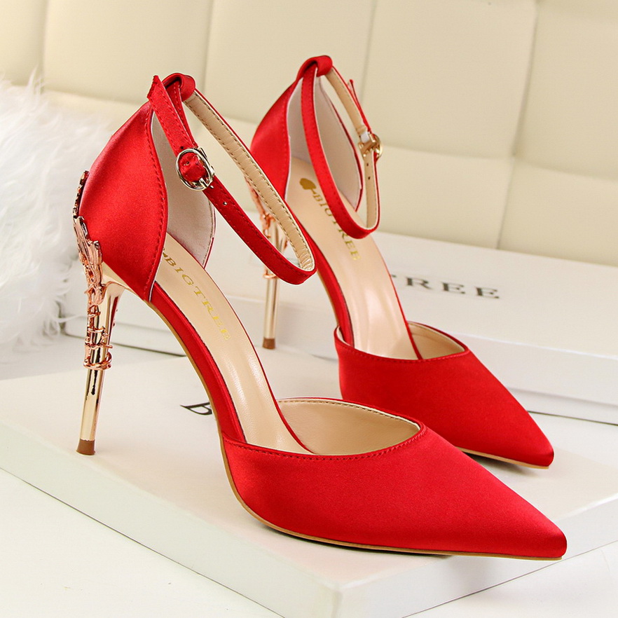 283-2 han edition fashion sexy show thin metal with shallow mouth hollow out pointed high heel shoes fine with satin san
