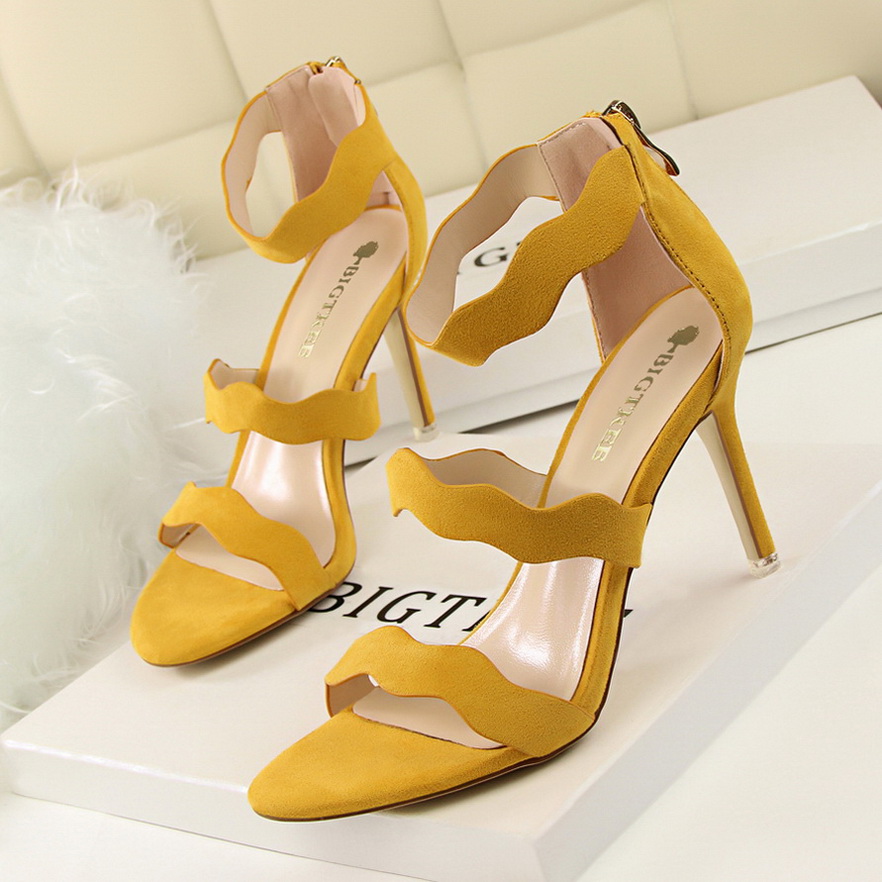 8950-1 han edition sweet summer fashion show thin hollow out shoes high heel with suede wave one word with sandals