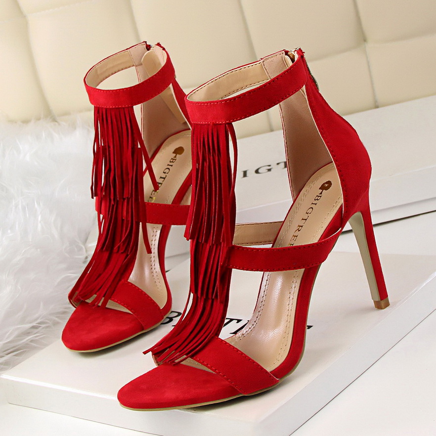 7026-1 the European and American wind restoring ancient ways of fashion summer tassel shoe heel high-heeled suede sexy n