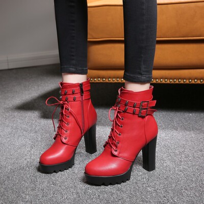 秋冬季欧美高跟骑士马丁靴粗跟侧拉链女式短靴红色女靴皮鞋铆钉潮