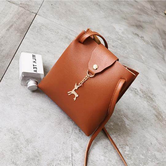 กระเป๋า 2020夏天上新小包包小水桶包鹿韩版时尚挎包百搭斜挎包2018新款学  