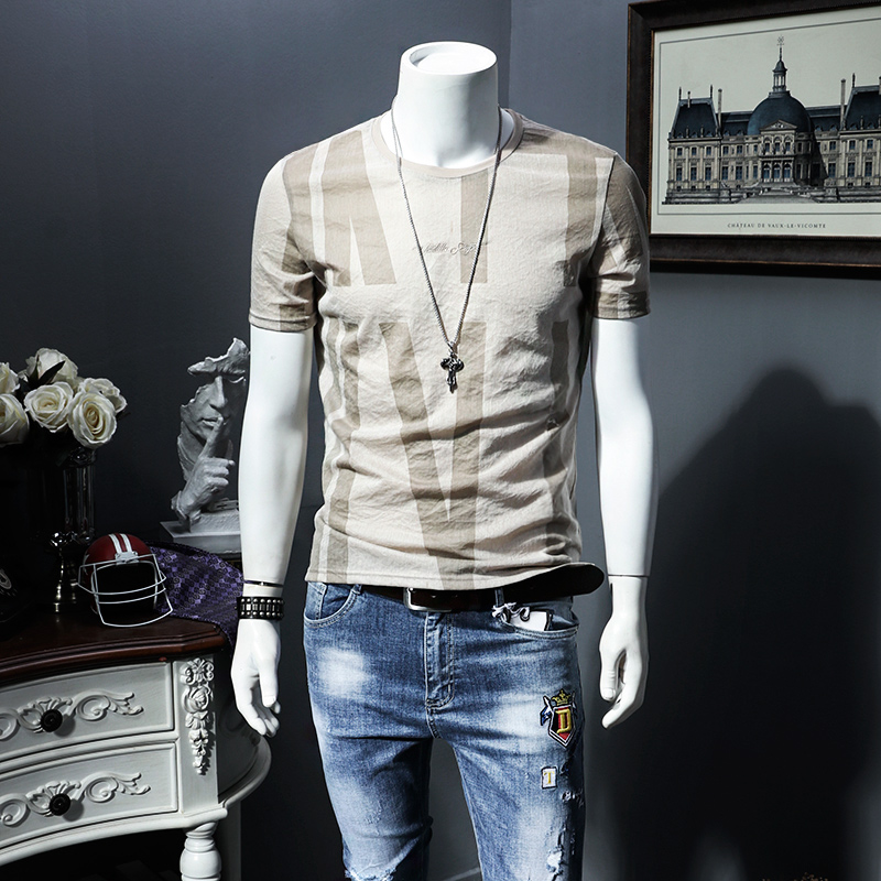 l'europe de la station des hommes de coton mercerisé hommes à manches courtes t-shirt de la glace soie slim fit lin broderie section mince chine wave stream l'europe de la station des hommes de coton mercerisé hommes à manches courtes t-shirt de la glace soie slim fit lin broderie section mince chine wave stream