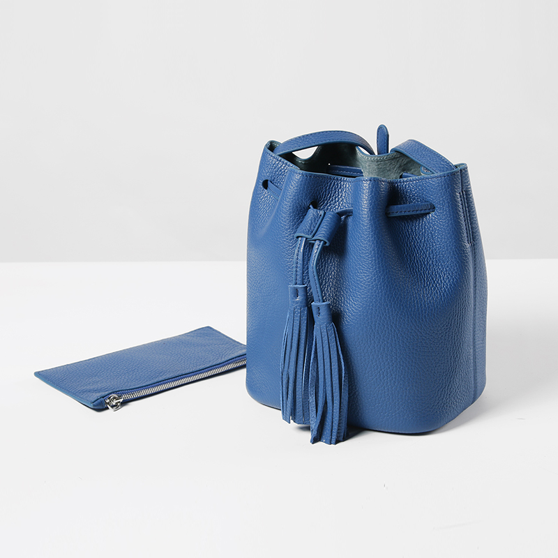 classique sac seau gland seule épaule messenger femmes de pain mère sac faisceau de port cuir première couche de peau de vache molle de mode de grande capacité classique sac seau gland seule épaule messenger femmes de pain mère sac faisceau de port cuir première couche de peau de vache molle de mode de grande capacité