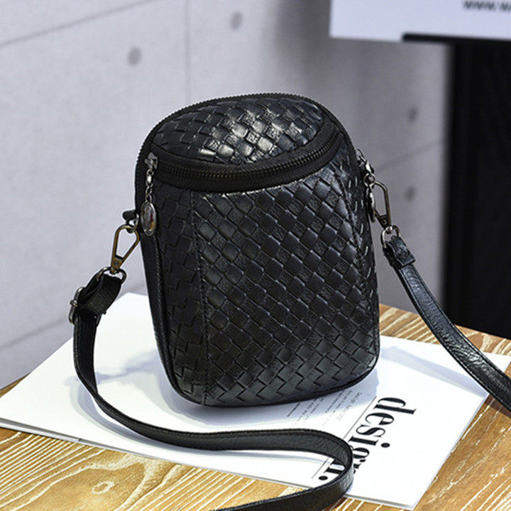 กระเป๋า 手机包女新款迷你夏天链条小包韩版单肩百搭手机版零钱包女斜挎包  