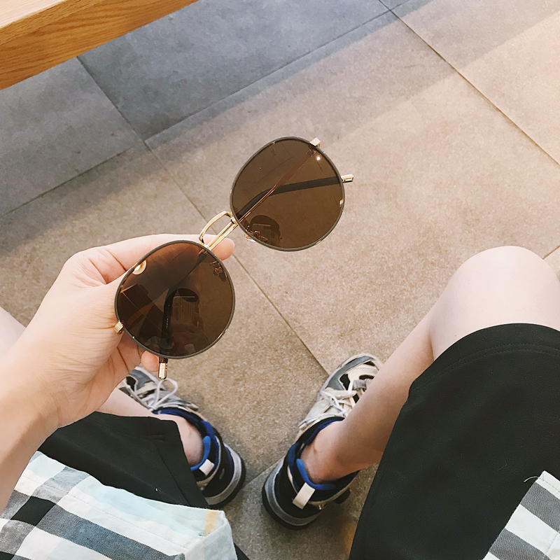 ins corée 2018 nouvelles lunettes de soleil rondes vintage marron polarisés lunettes de soleil femme réseau rouge ulzzang composant logiciel enfichable de la rue des hommes ins corée 2018 nouvelles lunettes de soleil rondes vintage marron polarisés lunettes de soleil femme réseau rouge ulzzang composant logiciel enfichable de la rue des hommes