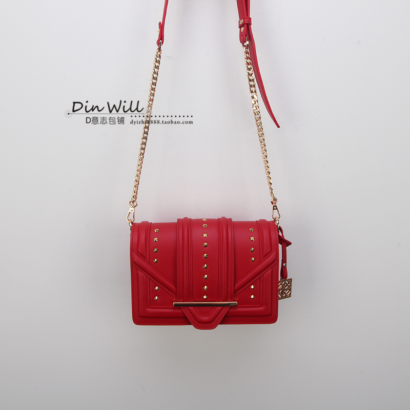 din va européenne et américaine de la mode de vachette rivet système simple de la qualité unique de l'épaule de femmes de sacs casual couleur pure en cuir petit sac din va européenne et américaine de la mode de vachette rivet système simple de la qualité unique de l'épaule de femmes de sacs casual couleur pure en cuir petit sac
