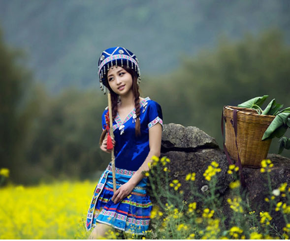苗服裝少數民族服裝女雲南民族成人貴州民族風夏侗族民族服飾新款