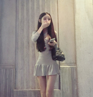 秋冬内搭女装修身包臀显瘦长袖V领低胸针织打底短裙鱼尾连衣裙-淘宝网