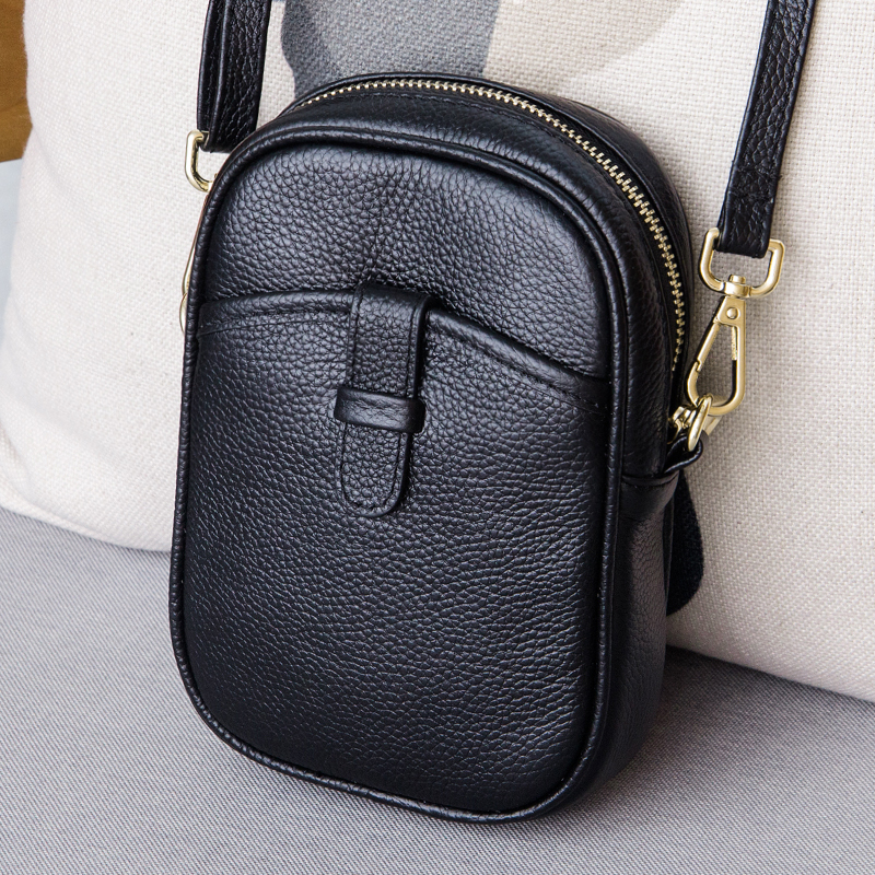 téléphone mobile sac féminin 2019 nouvelle mode joker en cuir petit sac femelle version coréenne de l'explosion de modèles de la première couche de cuir de l'épaule messenger téléphone mobile sac féminin 2019 nouvelle mode joker en cuir petit sac femelle version coréenne de l'explosion de modèles de la première couche de cuir de l'épaule messenger
