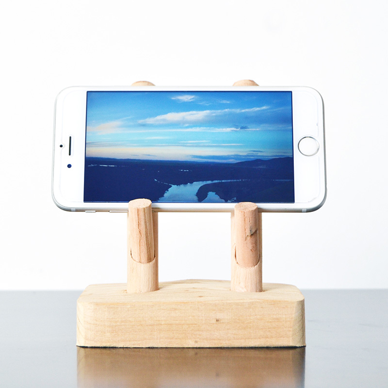 Handmade Solid Wood Mobile Phone Holder Lazybones‘ Supporting Bracket Desktop Creativity Small Gift iPad Base