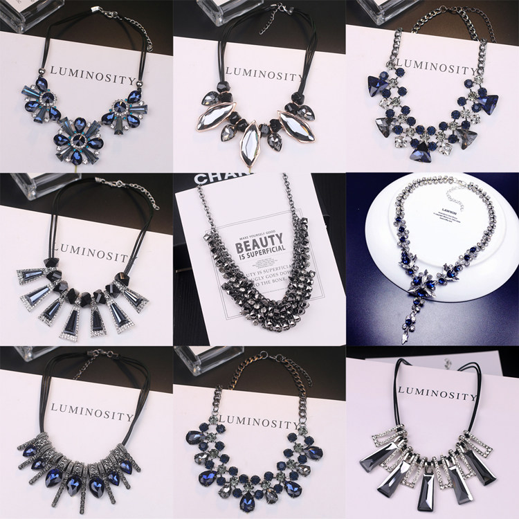 เครื่องประดับ สร้อยคอ 韩国时尚百搭装饰毛衣链短款夸张项链女个性锁骨链衣服挂件配饰品  