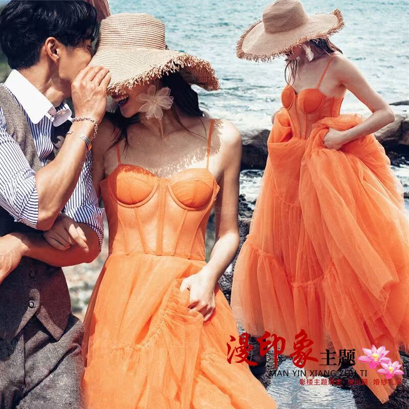 robe à prendre des photos de l'extérieur, vue sur la mer de la plage de la photographie de voyage photo pour en tirer de la couleur des fils de mariage studio principal sujet de vêtements de la brigade de tirer sur la nouvelle robe à prendre des photos de l'extérieur, vue sur la mer de la plage de la photographie de voyage photo pour en tirer de la couleur des fils de mariage studio principal sujet de vêtements de la brigade de tirer sur la nouvelle