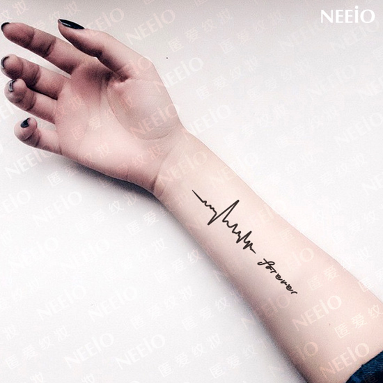neeio des tatouages de battements de coeur de la neeio des tatouages de battements de coeur de la