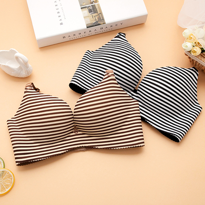 一片式无痕无钢圈文胸套装调整型收副乳聚拢小胸胸罩少女内衣内裤-淘宝网