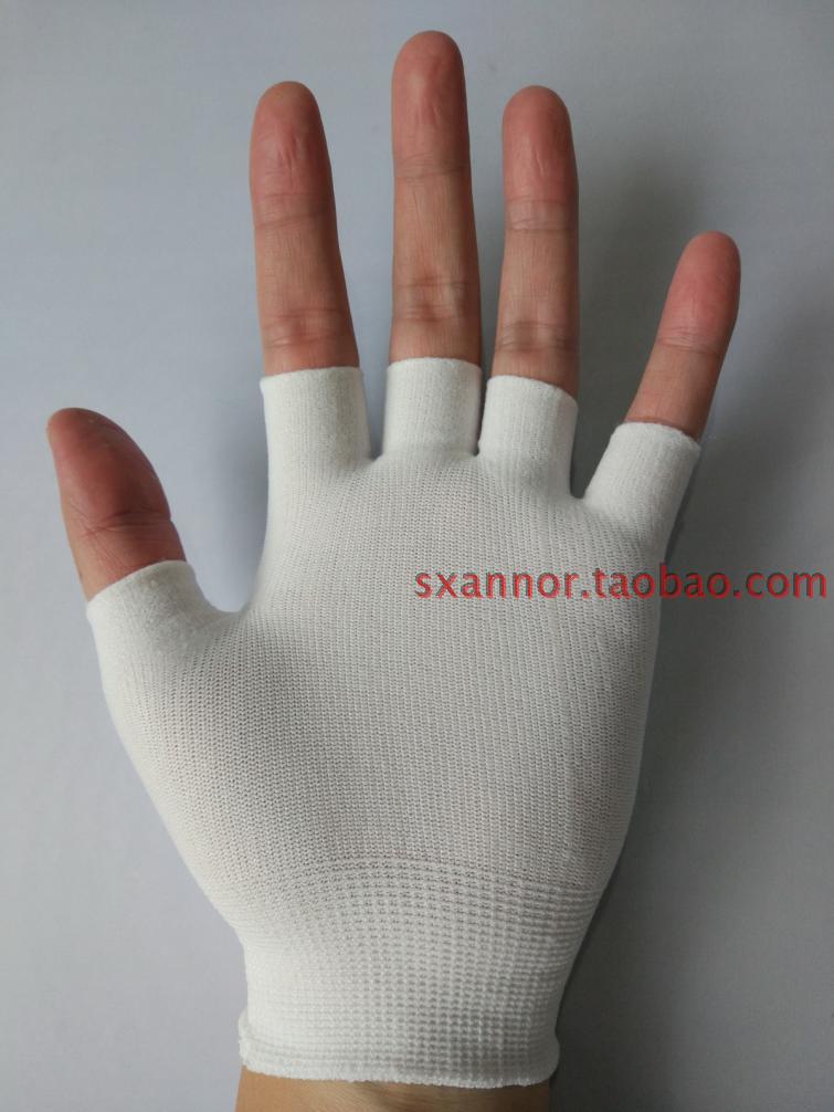 white gloves fingerless