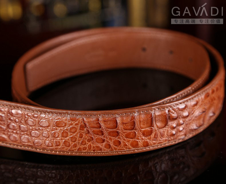 到底怎样才能辨别和区分鳄鱼皮皮带或者鳄鱼皮包的真假呢 到底怎样才能辨别和区分鳄鱼皮皮带或者鳄鱼皮包的真假呢