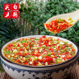 白鹤尖辣椒酱 自制 农家蒜蓉香辣酱火锅面条调料下饭微辣 剁椒酱
