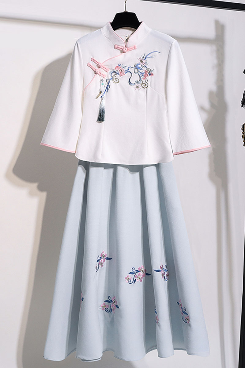 Chinese style retro style women's Tang suit suit girl Republican style buckle cheongsam top improved Hanfu two-piece suit