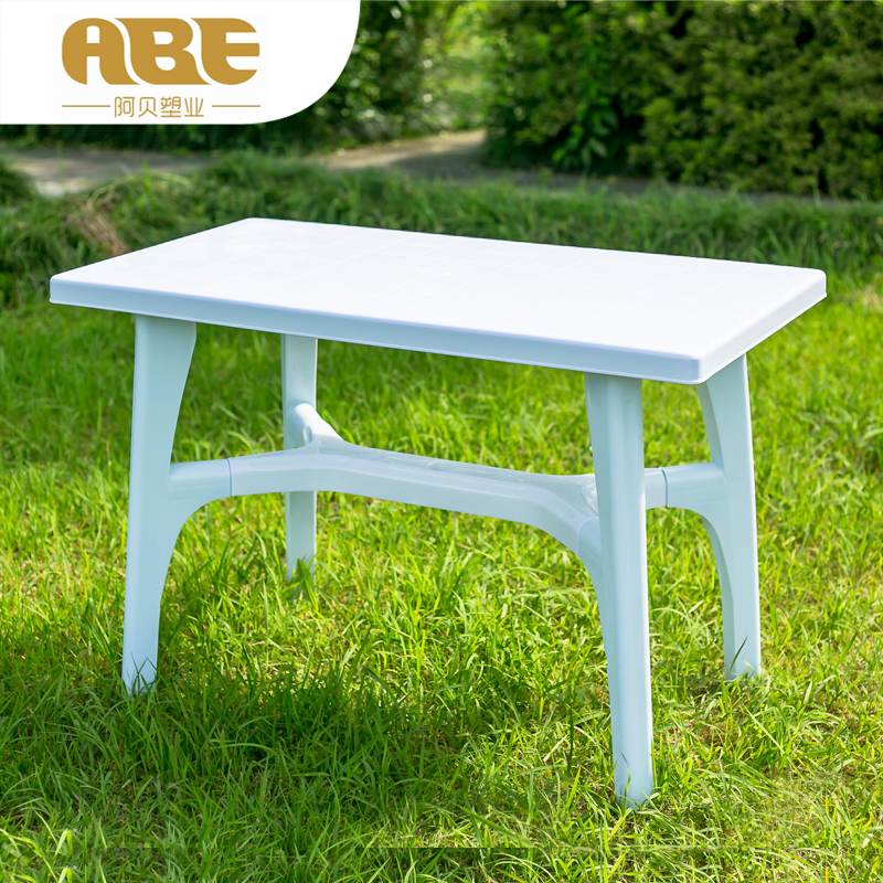 forma rettangolare, con tavoli e seDie di Plastica del Tavolo ... forma rettangolare, con tavoli e seDie di Plastica del Tavolo ...