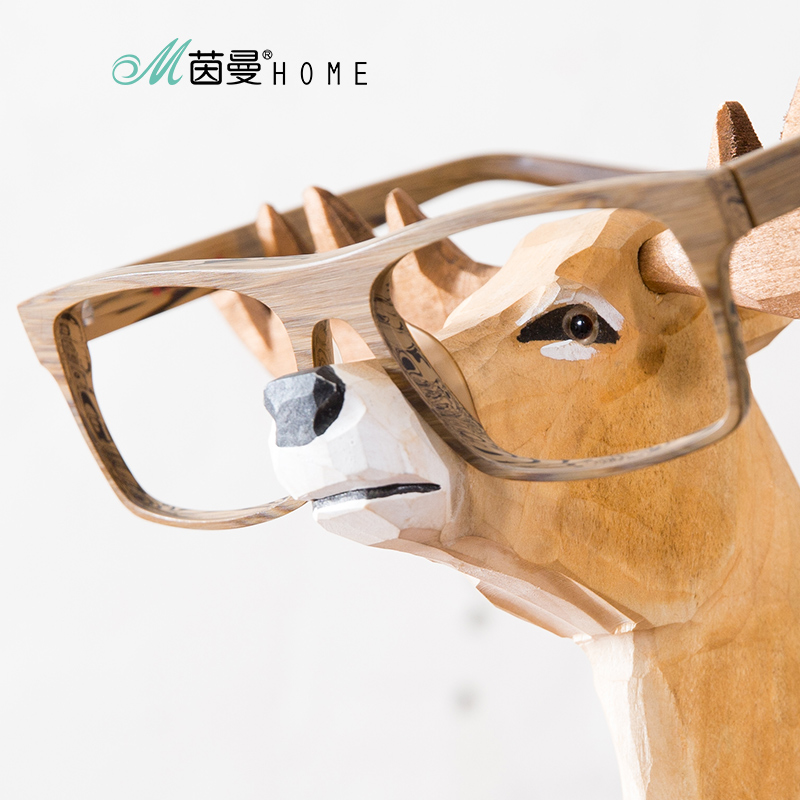 手工木雕雄鹿造型眼镜支架摆件