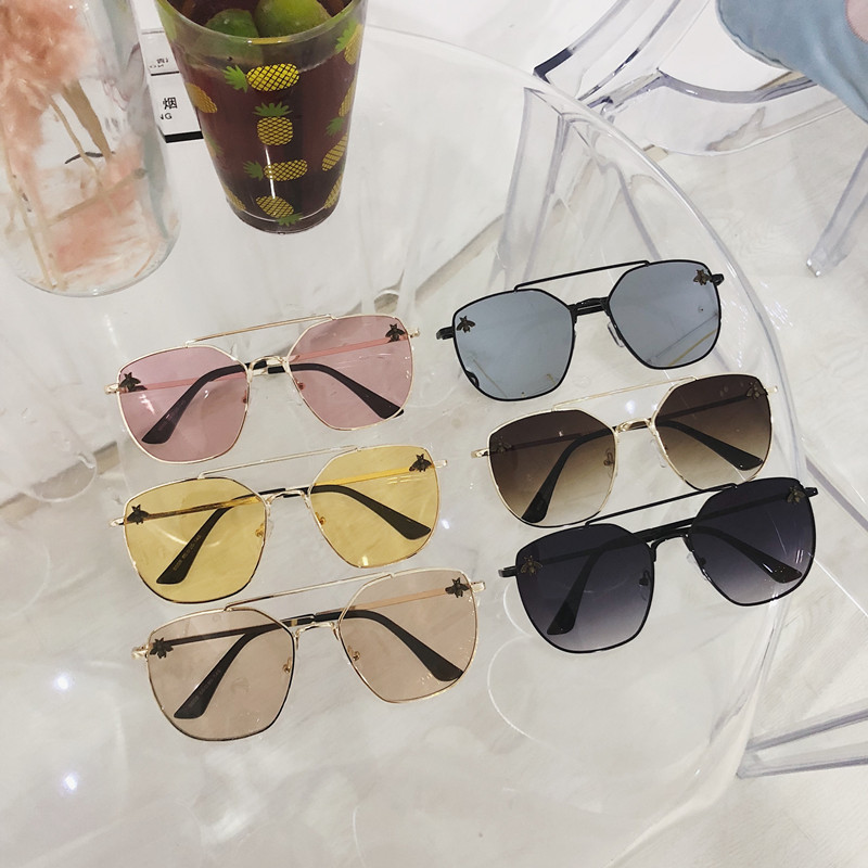 2018 nouvelle abeille de soleil lunettes de soleil de couleur pour les hommes et les femmes anti-uv pigment de la personnalité visage rond mince bloc 2018 nouvelle abeille de soleil lunettes de soleil de couleur pour les hommes et les femmes anti-uv pigment de la personnalité visage rond mince bloc