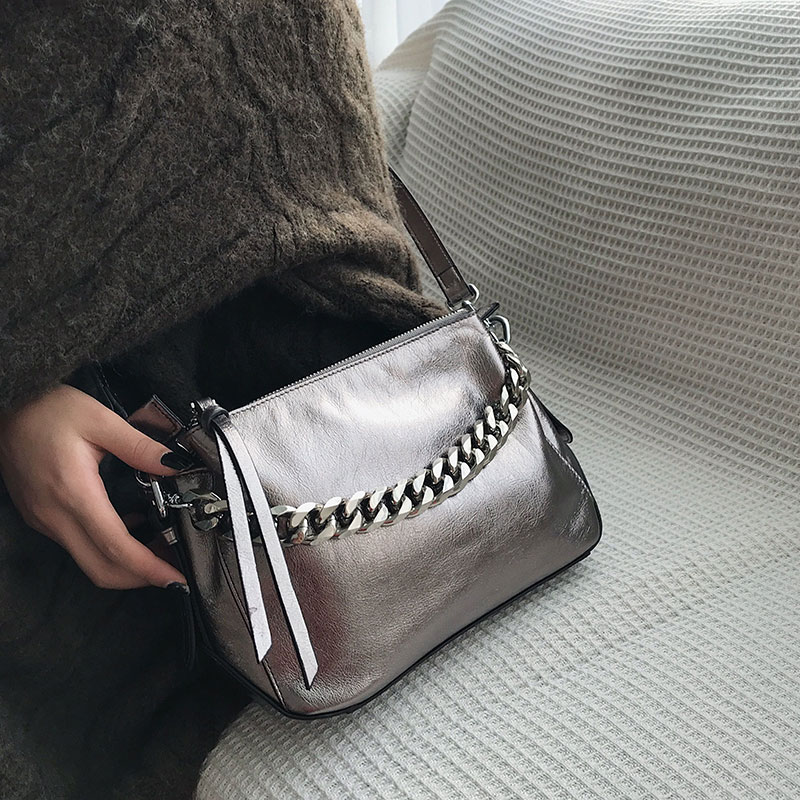 2019 automne hiver nouveaux première couche de cuir petite partie de sac de sac de chaîne de joker en cuir sac souple en cuir fourre-tout d'épaule messenger 2019 automne hiver nouveaux première couche de cuir petite partie de sac de sac de chaîne de joker en cuir sac souple en cuir fourre-tout d'épaule messenger