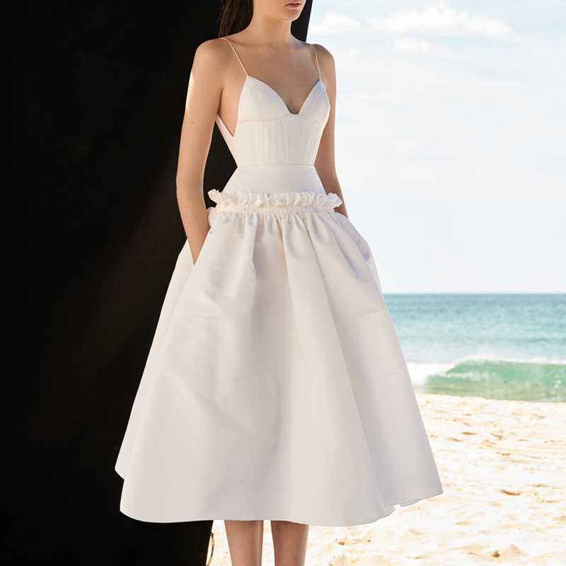 halter robe de soirée élégantes dames de la partie hôte de costumes de l'été 2019 nouveau mini-robe blanche robes de halter robe de soirée élégantes dames de la partie hôte de costumes de l'été 2019 nouveau mini-robe blanche robes de