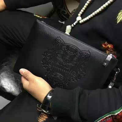 les hommes de main du sac à main à porter en cuir souple casual han édition de la marée de grande capacité de l'enveloppe de la personnalité de la jeune main paquet de clip les hommes de main du sac à main à porter en cuir souple casual han édition de la marée de grande capacité de l'enveloppe de la personnalité de la jeune main paquet de clip
