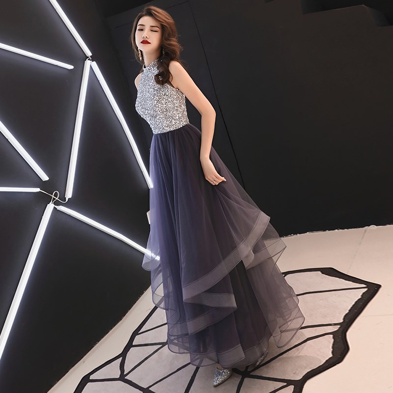 robe de soirée jupe féminine 2019 nouveau halter longue section noble et élégant tempérament de banquet annuel de l'hôte de la haute atmosphère robe de soirée jupe féminine 2019 nouveau halter longue section noble et élégant tempérament de banquet annuel de l'hôte de la haute atmosphère