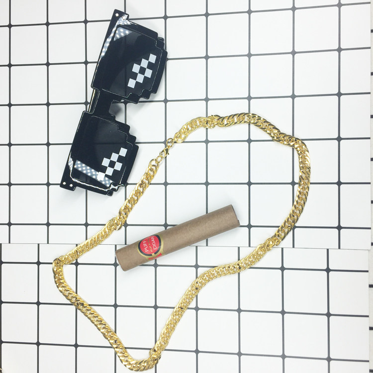 my world b mosaic glasses, tiktok, pixel life, thug, and the voice of the storm, the device is the magic device.