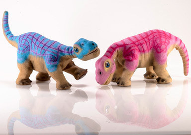 美国pleo恐龙pleo rb瑞宝电子宠物二代进化版 雄/雌 2盒玩具 衣服