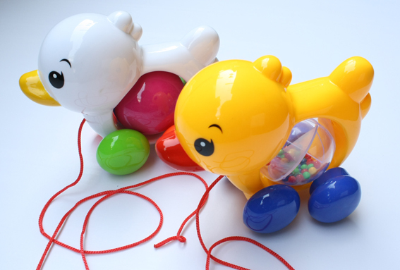 拉绳逗引宝宝学步的儿童拖拉学步玩具 拉线小鸭子 带摇铃功能