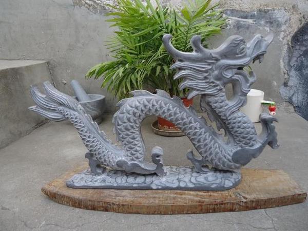 青石雕刻龙 石头雕刻风水摆件 石龙40公分长