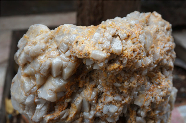 秦岭太白山奇石 白玉状透明奇石一物一图