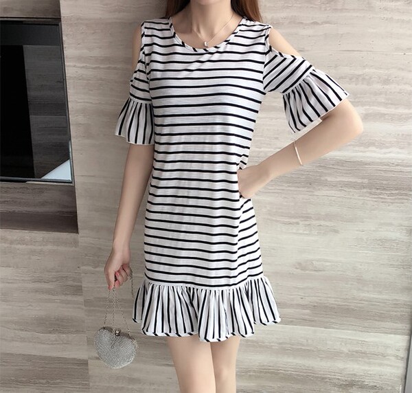 中长款条纹中半袖圆领连衣裙大码女装学生包臀裙套头打底衫