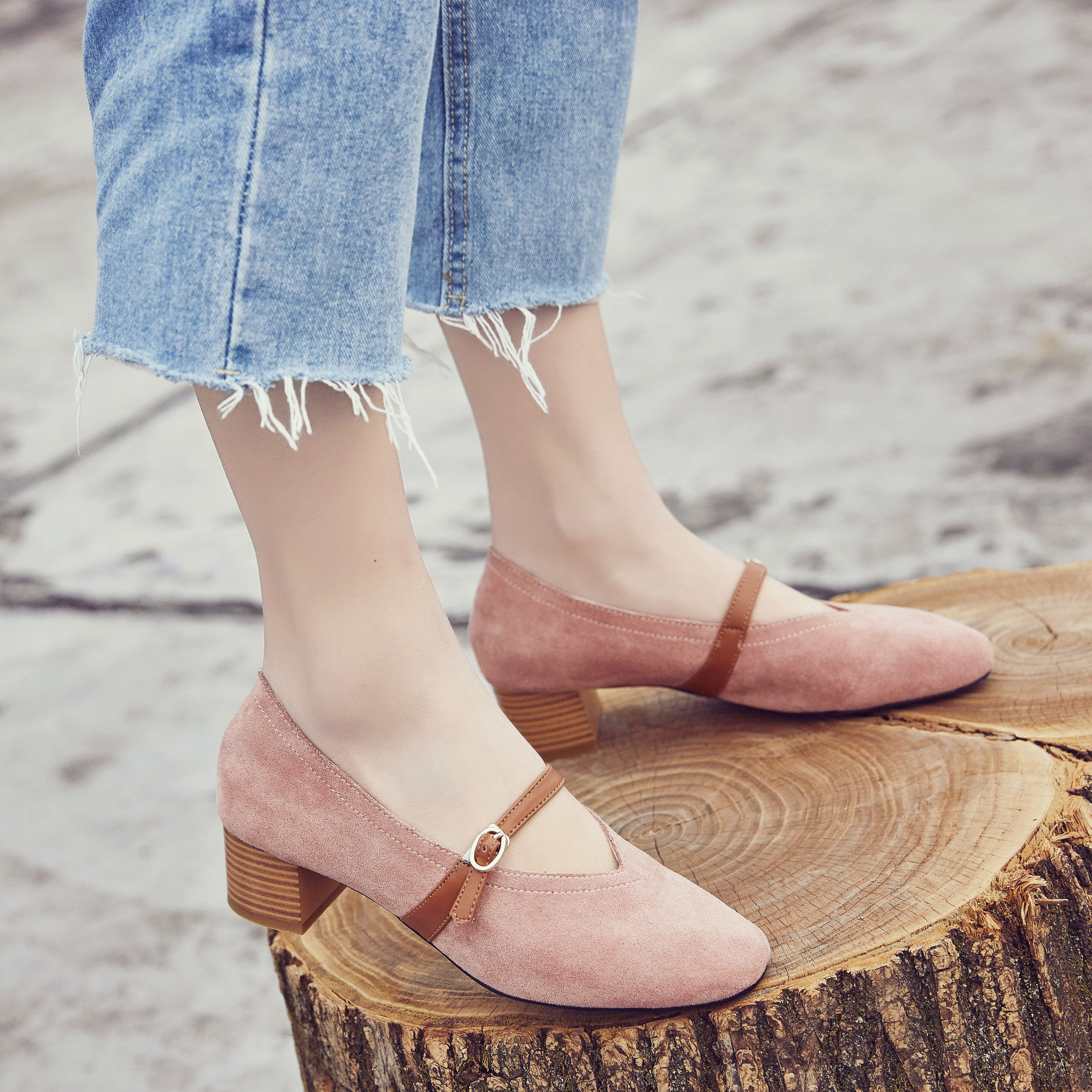 2017春季新款真皮浅口中跟女鞋一字扣带高跟玛丽珍鞋方头粗跟单鞋