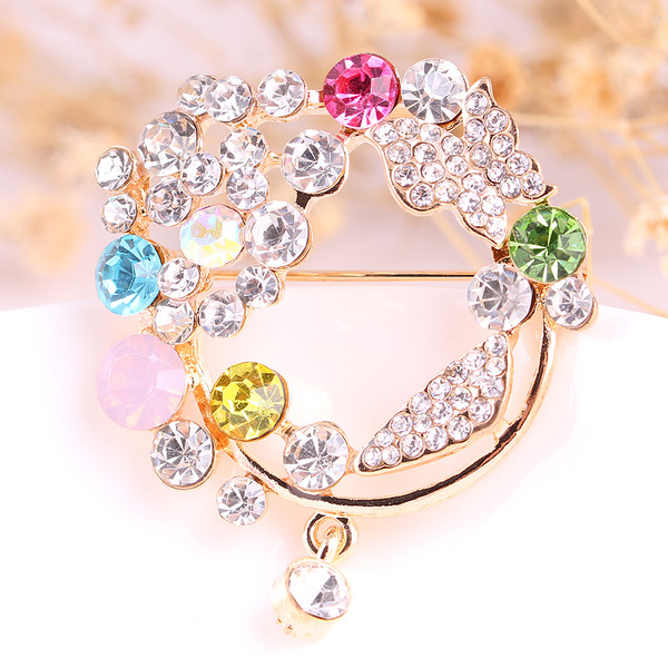 买二送一韩版时尚高档手工水晶彩钻动物花草合金胸针女别针正品