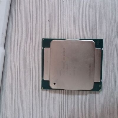 intel至强正式版12核24线程e5- 2676 v3 2683 2678 v3 服务器cpu