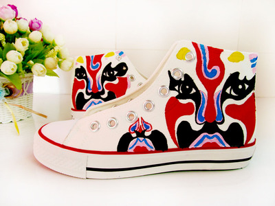 新款男鞋女鞋情侣鞋中高帮系带中国风脸谱手绘涂鸦帆布鞋休闲单鞋