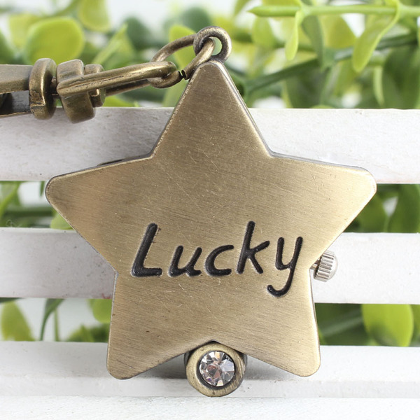 新款个性创意怀表学生欧美复古手表五角星潮流时装锁幸运星lucky