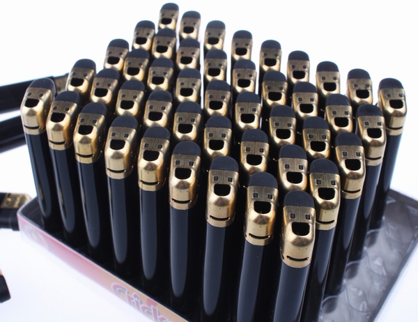 专柜正品瑞典草蜢打火机cricket进口ed4黑身金头电子机单只一次性