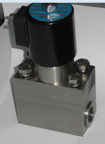 液体 水 气体 空气 氮气不锈钢高压电磁阀 35mpa 40mpa dc24 220v