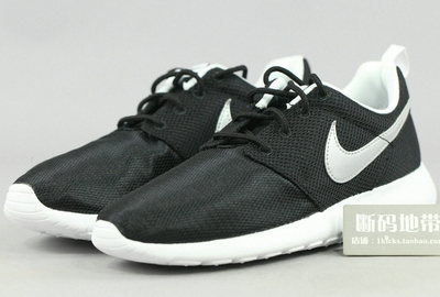 全碼nike roshe run gs 599728-007女神跑步鞋 經典黑白銀logo