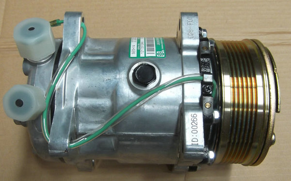 中国重汽豪沃空调制冷压缩机上海三电贝洱品质保证多楔带压缩机