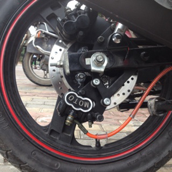 摩托车改装后碟刹原装碟刹改装手后刹套件特技车后碟刹双控后碟刹