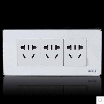 正泰new5f三位小五孔插座 118型三插电源插座插 电工墙壁插座正品