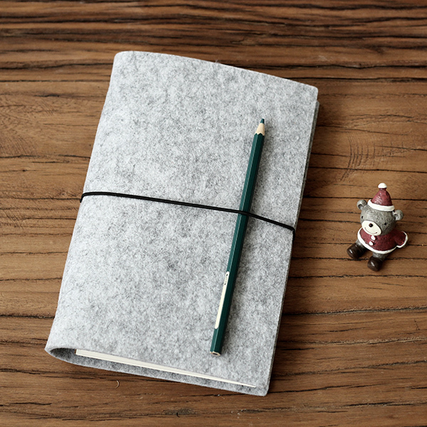 32开毛毡活页本 笔记本办公用品 创意剪贴手绘涂鸦空白记事本子