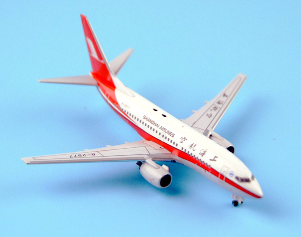 包邮pandamodel pm 1/400 上海航空 波音b737-700客机 b-2577