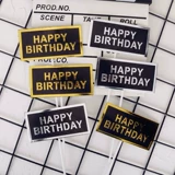 Квадрат с днем ​​рождения Пермт на день рождения день рождения торт торт торт с флагом.